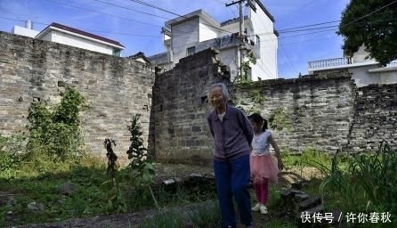  「条件」在农村，女孩能合法继承父母的宅基地吗？需符合什么条