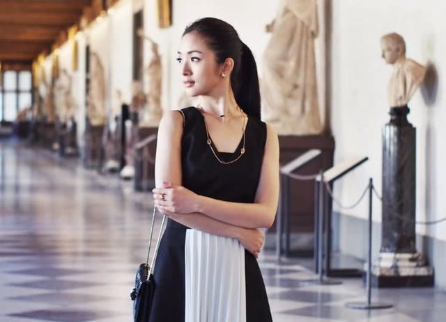 她为拍戏6天6夜没睡觉，出道17年零绯闻，35岁美得逆天！