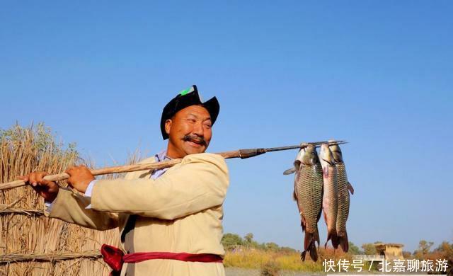  「增加」塔克拉玛干沙漠面积广阔，如果降雨量增加3000毫米，能