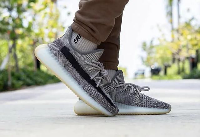  【发售价格】全新亚限Yeezy 350即将来袭，经典AJ13Flint配色定档5月