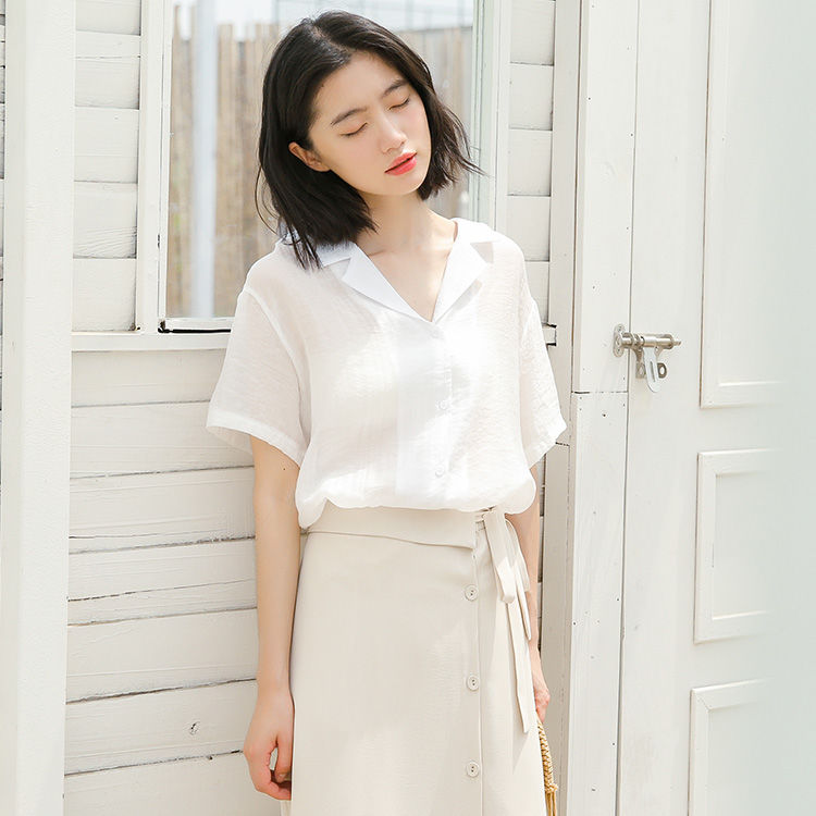 新知道一种小衫叫“透视衫”,时尚又性感,小姐姐穿上真的很美