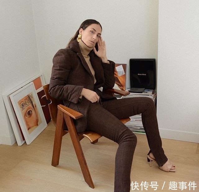  【气质】颜色会影响一个人的气质！这4款配色穿搭是显贵气的关键所在