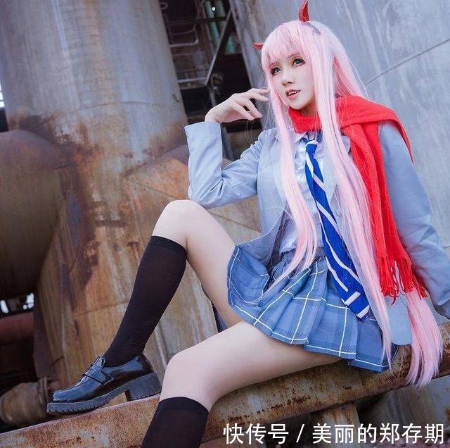 汐兔子绝对领域黑丝美腿Cosplay