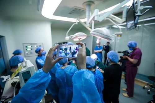  #手术#求美者对于假体隆胸手术切口该如何选择呢？