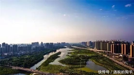 湖北又一高铁要修建，或许会让沿途经济腾飞，其中有你的家乡吗？