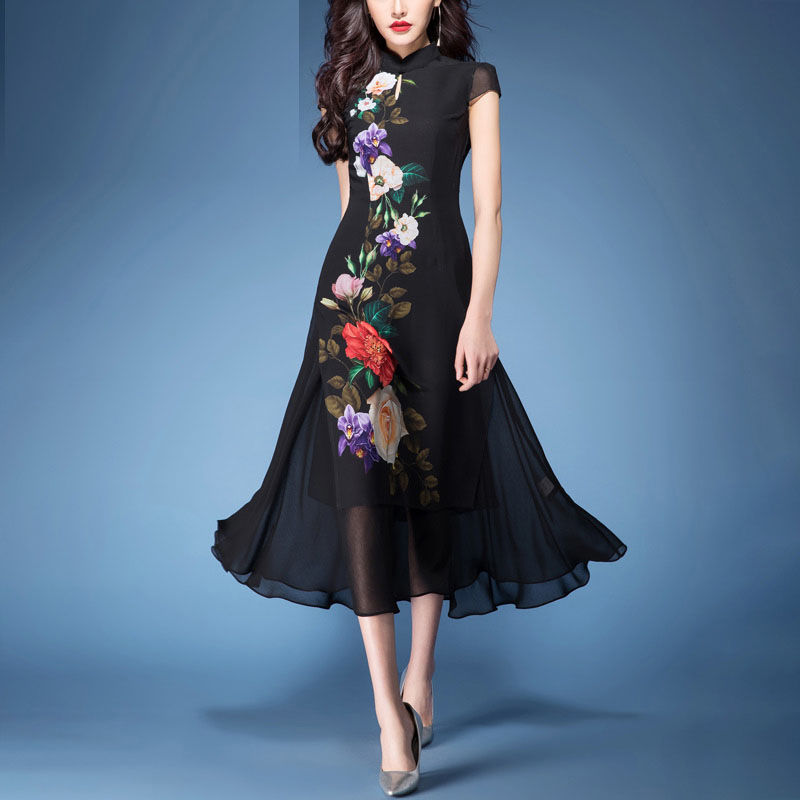 有一种“欧货”裙，不仅洋气还高雅，53岁老婆穿，美得一愣一愣