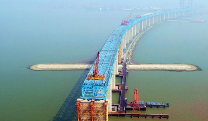  海底隧道@继“珠港澳大桥”之后，深中通道也已开建，打造海底隧