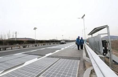  监控：国内首条“不限速”高速落地？全程无监控，油门踩到底真