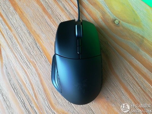 Razer 雷蛇 巴塞利斯蛇 游戏鼠标 晒单