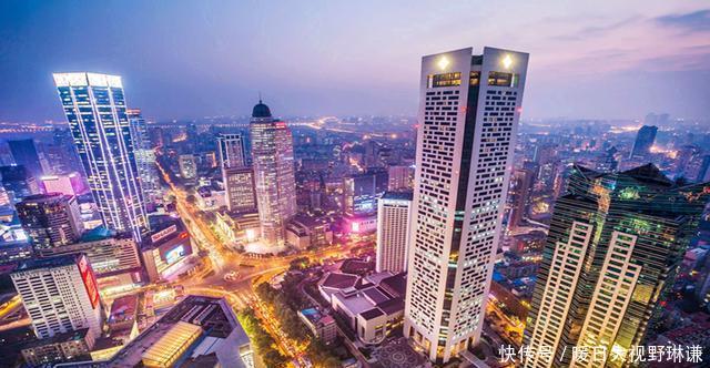  南通：江苏第二小市，比扬州小得多，相当于0.5个苏州，实力却比