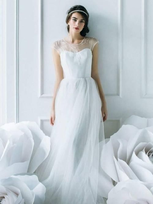  [婚纱]手工珠绣婚纱，把高贵的公主梦演绎的淋漓尽致！