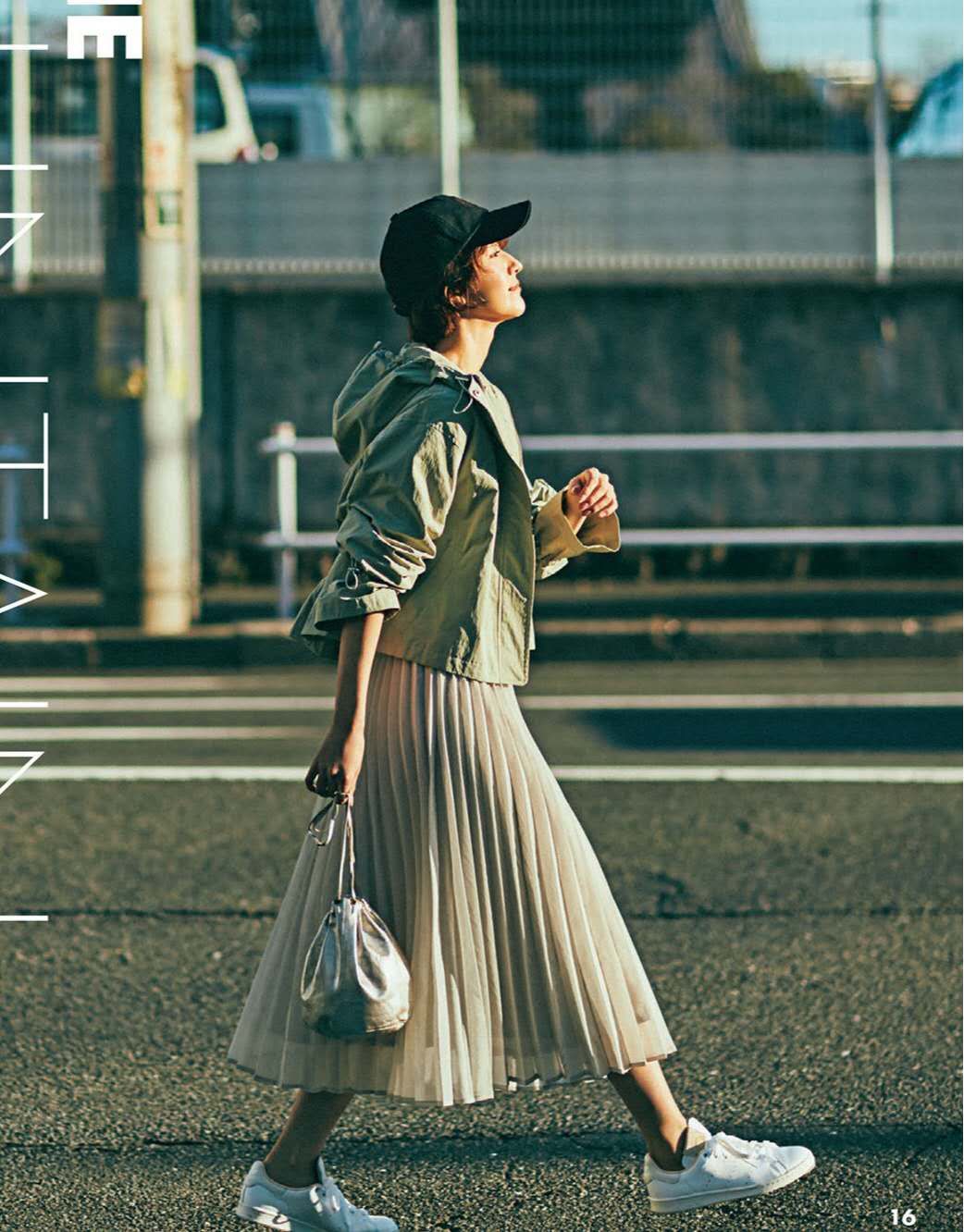  显得■“百褶裙”就是为春天准备的，7个搭配方案简约优雅，直接照穿