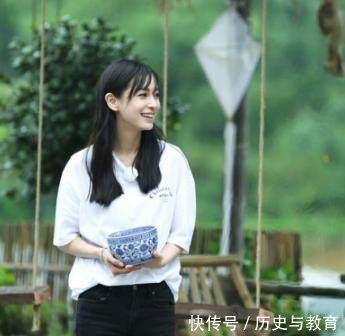 angelababy假吃爆米花被网友群嘲, 粉丝却说真吃了!