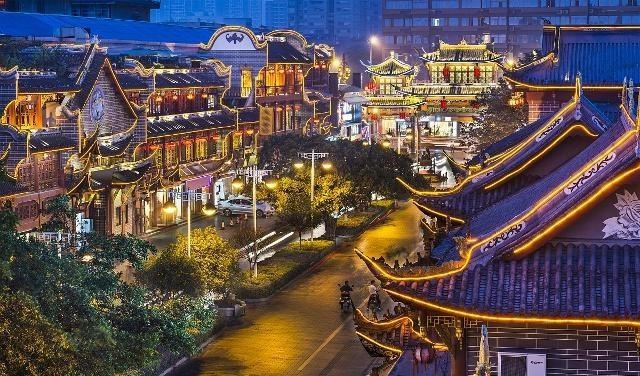 中国真正的美食之都，网友：一听到这个城市，我就饿了