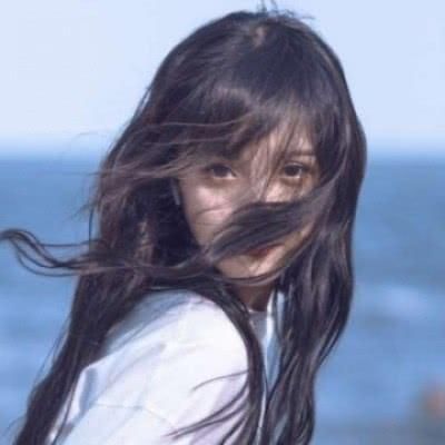  【女生】为啥头发刚洗完，睡一晚就油了？多半因为这3点，00后女生要早知！