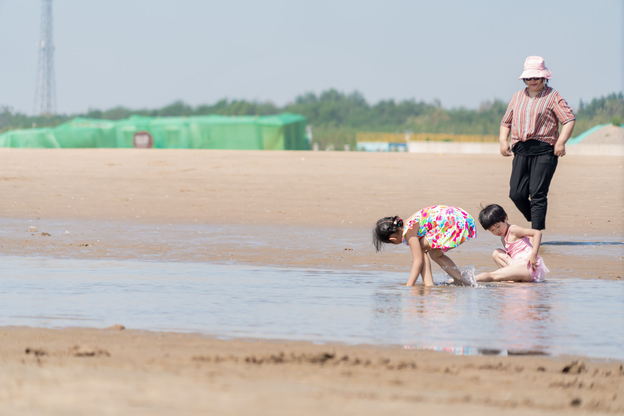 用三天两夜的时间，在风光秀美、沙暖潮平所在，找寻最正宗的唐山