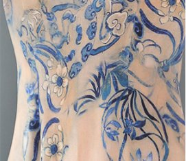 “小个子”女人别穿得太寒碜，夏天穿这改良旗袍，时髦有女人味