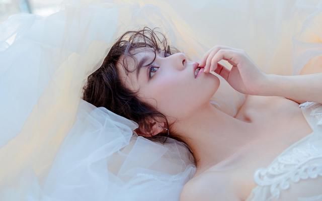 最有气质的三个星座女，灼灼其华，惊艳了时光！