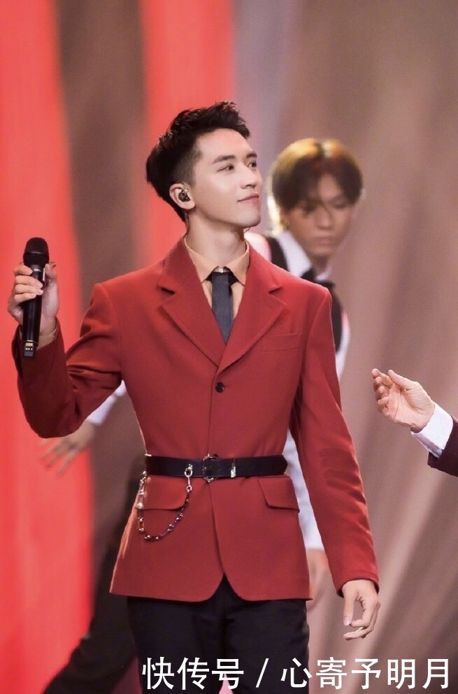 东方卫视元旦肖战