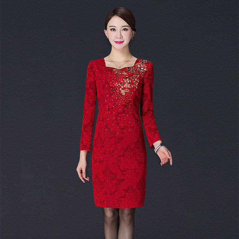 国庆节小弟结婚，我给妈妈买的大牌礼服，保准惊艳四座，赚足面子