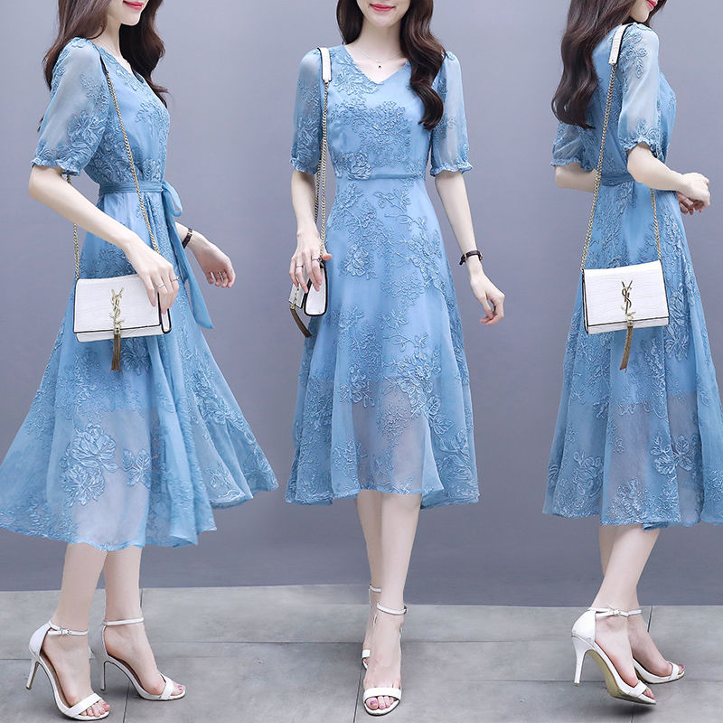 虽然48岁了，但我绝不做老女人!多穿这样温柔裙，显年轻超美嫩