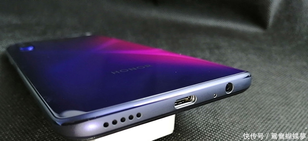 荣耀还是华为荣耀