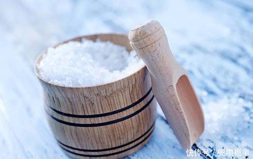 「洗面奶」不同的肤质洗脸方法不同,学会正确洗脸,才能避免洗成敏感肌