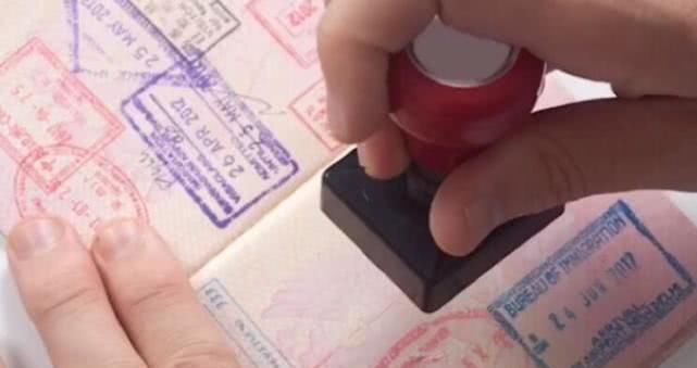  【养老金】家里人有退休证的，立马看看！别当耳旁风，越早清楚