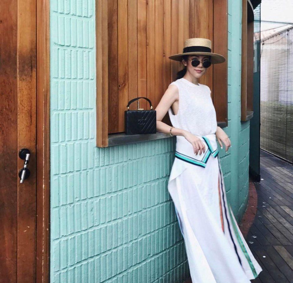 150+cm的周冬雨竟不输173cm的林志玲?