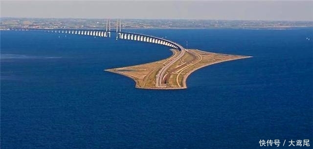 外国否定中国能建港珠澳大桥, 公然叫价3000亿接手 , 惨被打脸