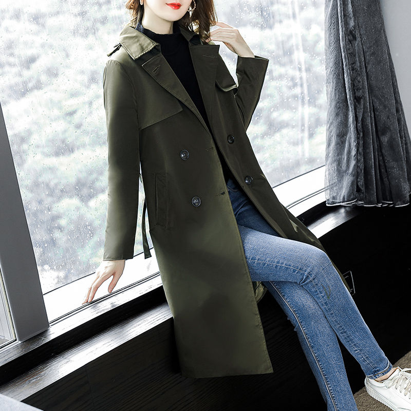 现在流行的是针织小外套，时髦洋气又挡风，迷人又好看