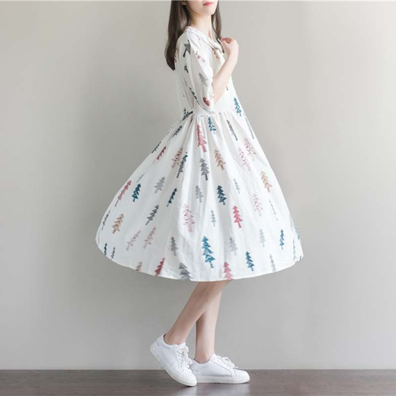 女人身材丰满,就要穿这种裙子,“慵懒”气息展露无疑