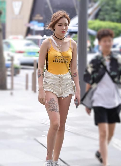  挑一|万里挑一的时尚美女，色彩造型，都不会让你失望