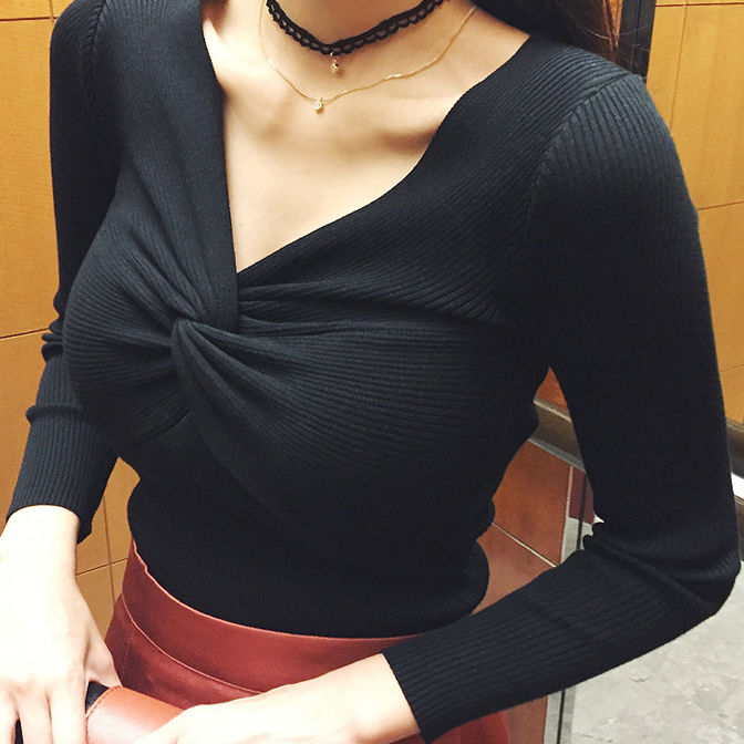 身材丰满的的闺蜜穿这款紧身打底衫，婀娜多姿，尽显好身材