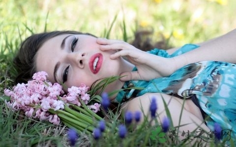 夏季如何养颜美容