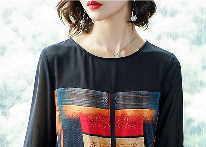 屁股大的胖女人，快试试“瘦死人”棉绸裙，真大胆美的路人直回头