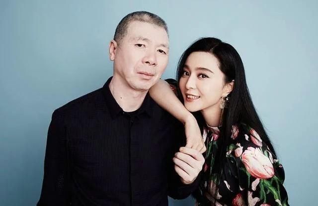 签署承诺书竟扯上她和黄晓明！手法太low了，正主儿发了5个字