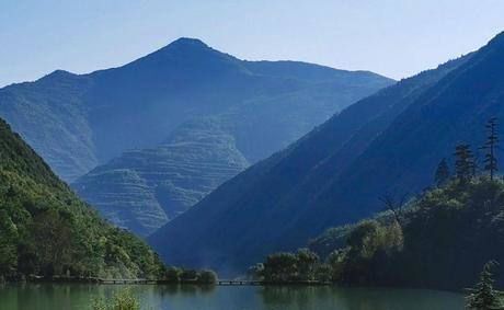 我国有个“千年药乡”，地处西北却山清水秀，游客慕名前来！