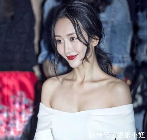 女星穿抹胸装才惹火，陈乔恩的身材原来如此火辣！