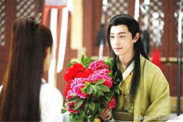 邓伦正火，又有恋情谣言传出，老板霸气回应!