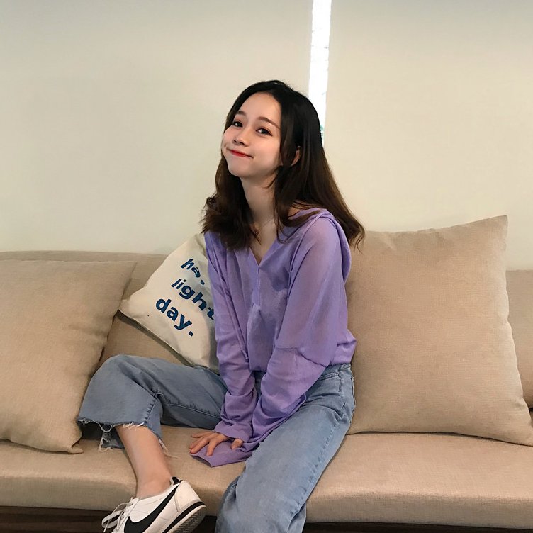 太美了!难怪老婆最近不爱穿裙子，看她穿这卫衣，确实更美