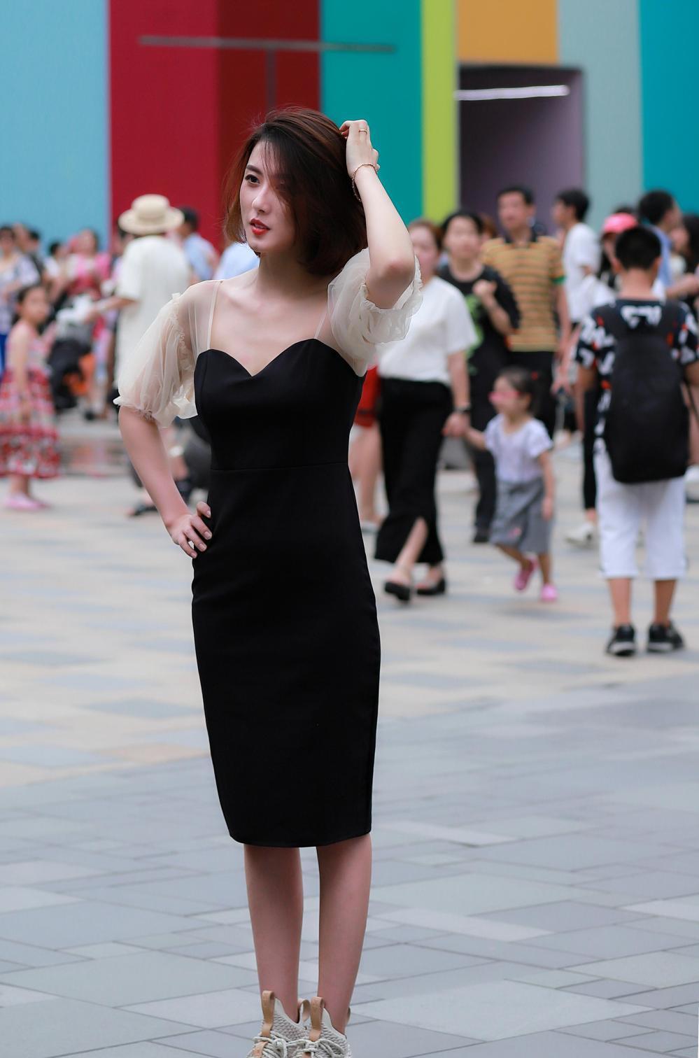 时尚街拍: 如果看厌了朋友圈里的美女? 那来看看三里屯的妹子吧!