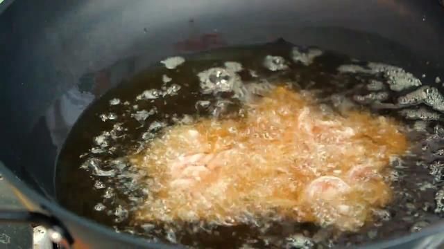  肉丝：舌尖上的美食：京酱肉丝