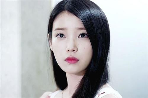 『塌鼻子』公认最丑的4种“鼻型”,每1种都很影响颜值,希望你一个不中