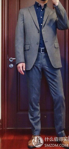 日常穿着携带，男士腰带的选择