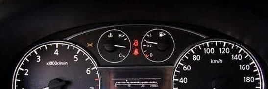  『汽车』车子不间断行驶的极限是多少？修车工：不想爆缸，在这之前必须停