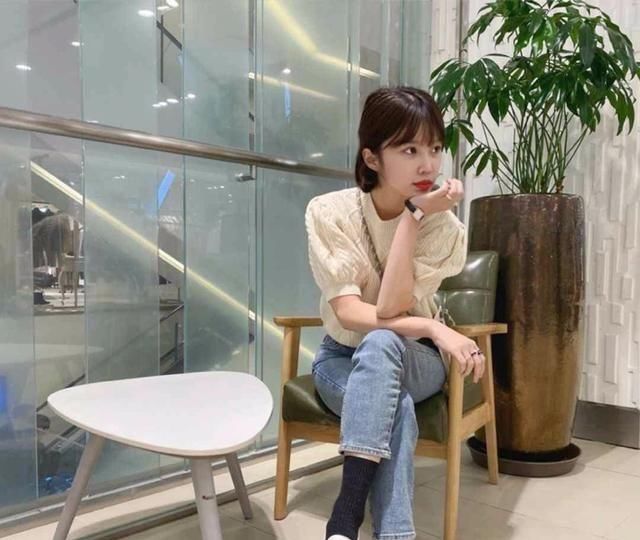  【舒适】漂亮的女人，往往都有一双帆布鞋，搭配牛仔裤，舒适又休闲