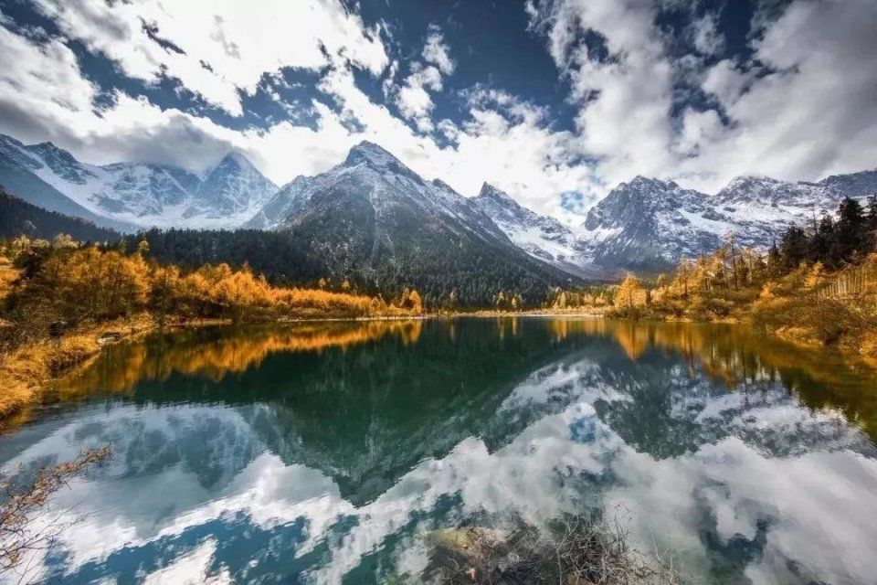 彩林之秋毕棚沟 | 赏秋要趁早!9月份就可以来这里赏红叶彩林了