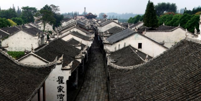 湖北又一条高铁即将落户，91亿元打造致富之路，这座城市中奖了