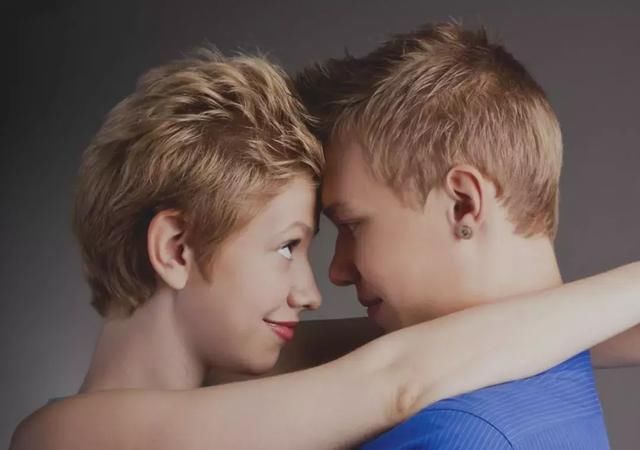 好看百搭外加满满cp感，高阶情侣款才不是简单的复制粘贴